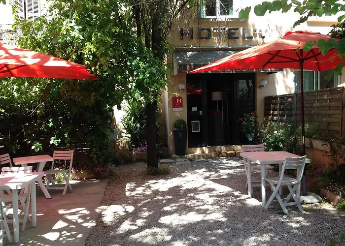 Hotel L\'Eau Des Collines