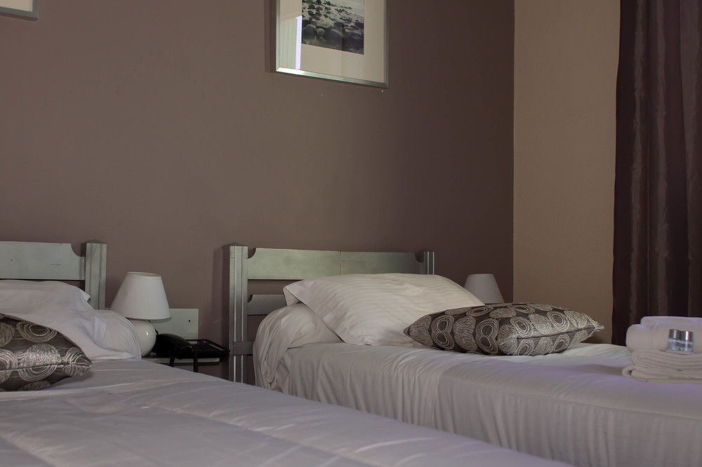 Hotel L'Eau Des Collines 2*